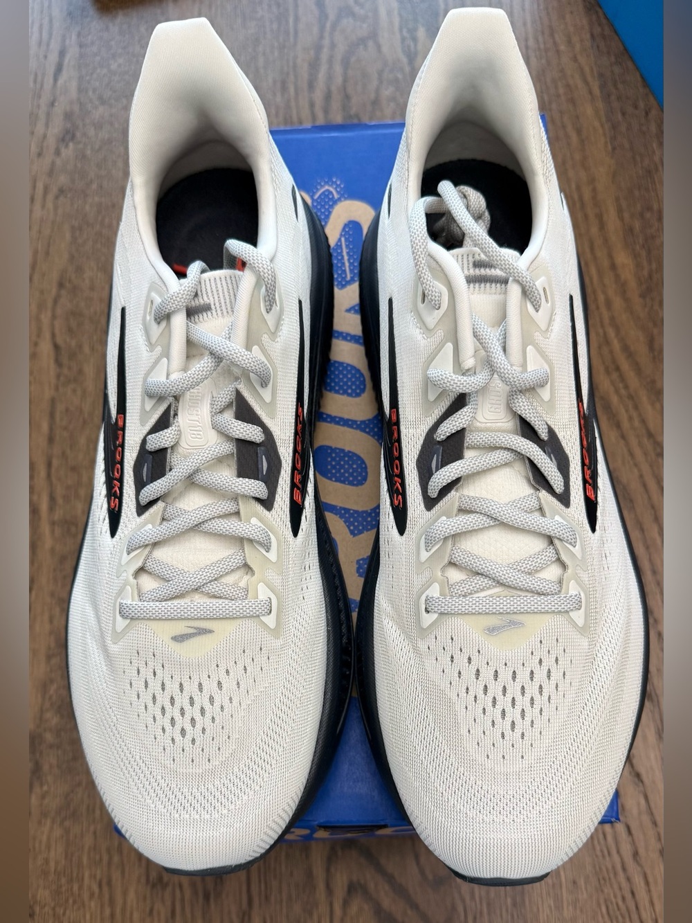 Brooks Ghost 18 Running Shoes – Men’s Size 11 – Brand New in Box - Picture 3 of 8